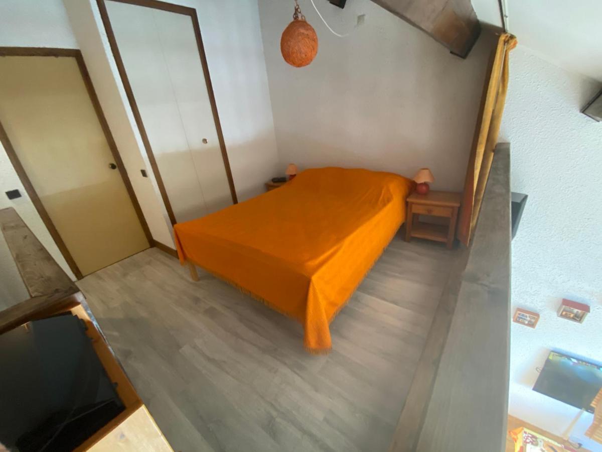 Apartamento Duplex 6 A 8 Couchages Calme Avec Solarium Plein Sud Ancelle Exterior foto