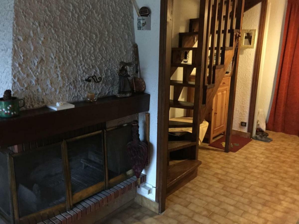 Apartamento Duplex 6 A 8 Couchages Calme Avec Solarium Plein Sud Ancelle Exterior foto