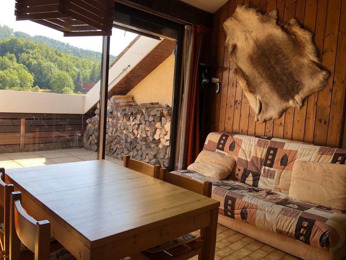 Apartamento Duplex 6 A 8 Couchages Calme Avec Solarium Plein Sud Ancelle Exterior foto